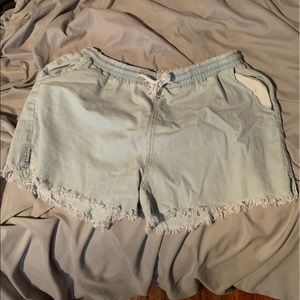 Flow jean-like shorts
